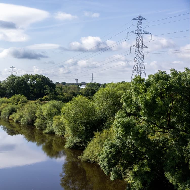 expandable_content_media